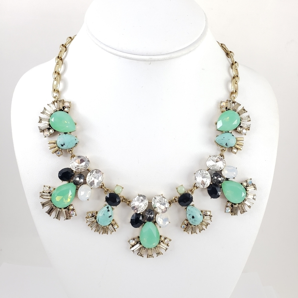 LOFT Statement Necklace Green Aqua Turquoise Blue Chatruese
